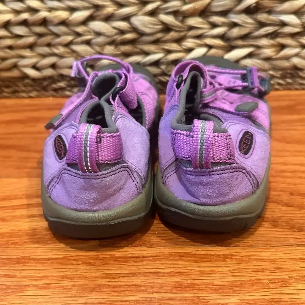 Keen Newport H2 Sandals sz 3 purpole Waterproof Sandals